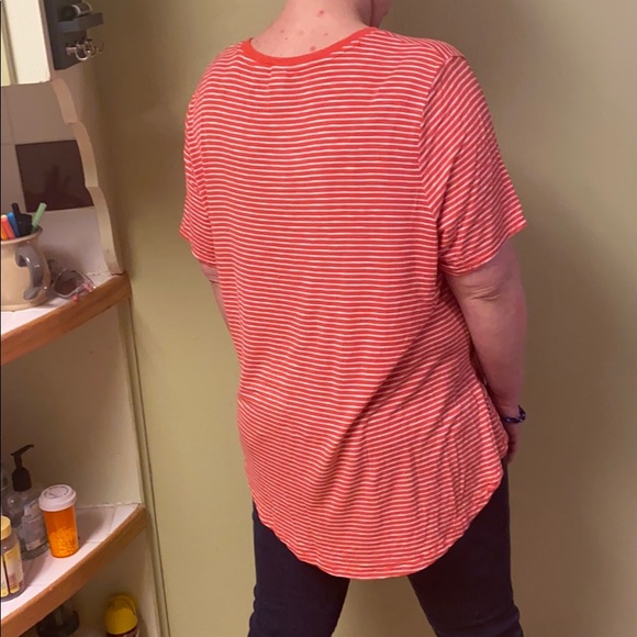 Old Navy Tee Shirt - Picture 4 of 4